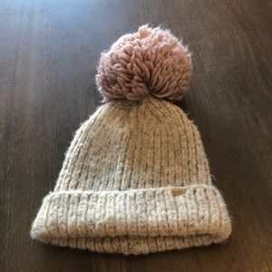 Pom Pom beanie